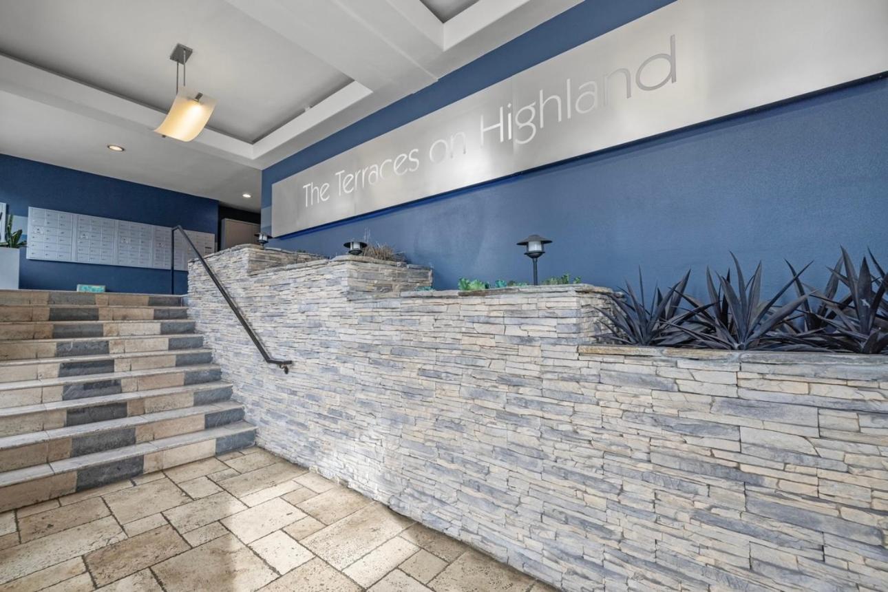 Elegant Hollywood Retreat - Spacious 2Br 2Ba Condo With Resort-Style Amenities Los Angeles Exterior photo
