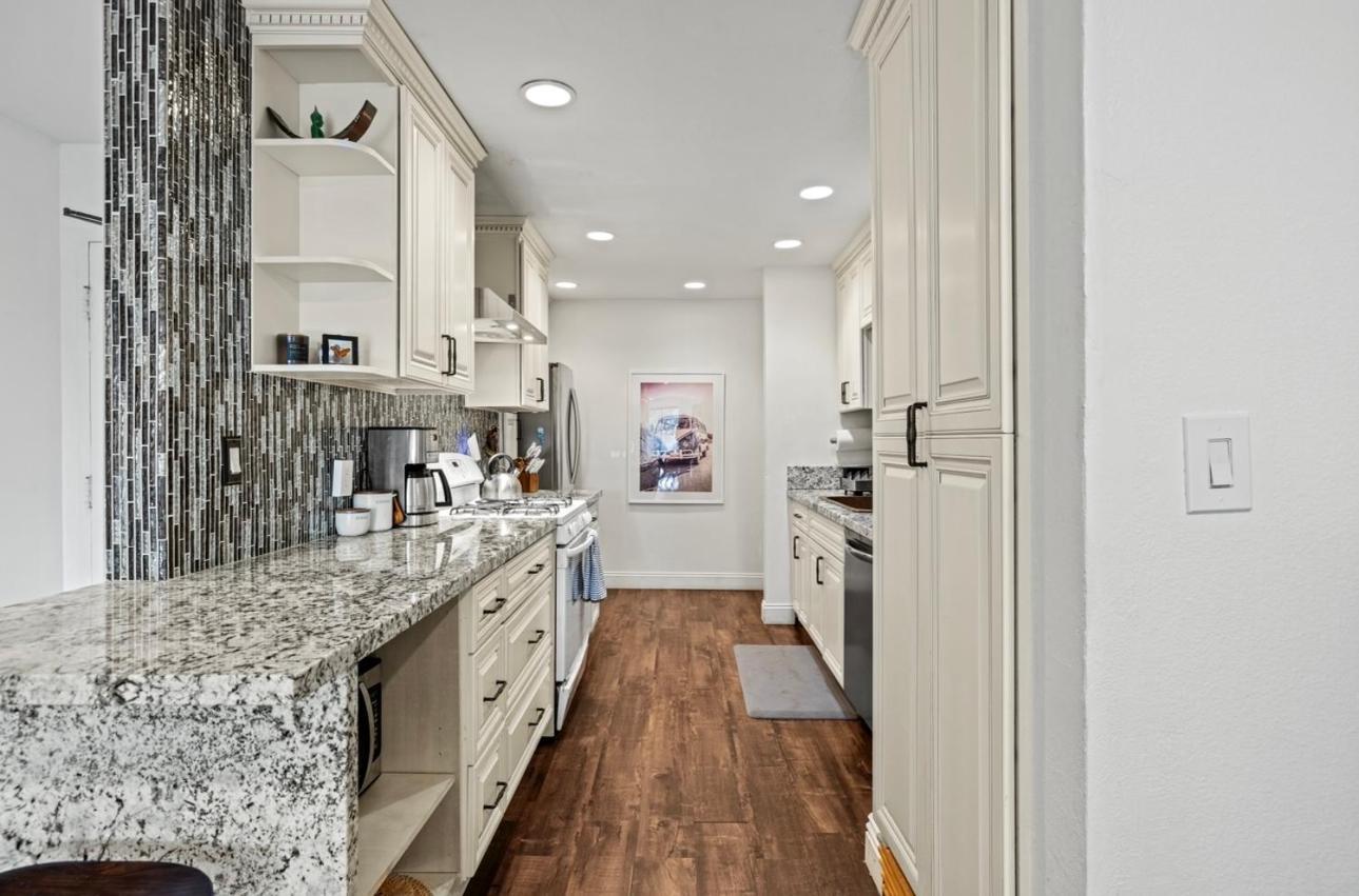 Elegant Hollywood Retreat - Spacious 2Br 2Ba Condo With Resort-Style Amenities Los Angeles Exterior photo