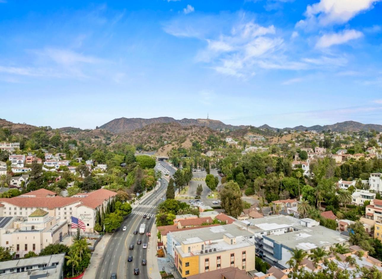 Elegant Hollywood Retreat - Spacious 2Br 2Ba Condo With Resort-Style Amenities Los Angeles Exterior photo